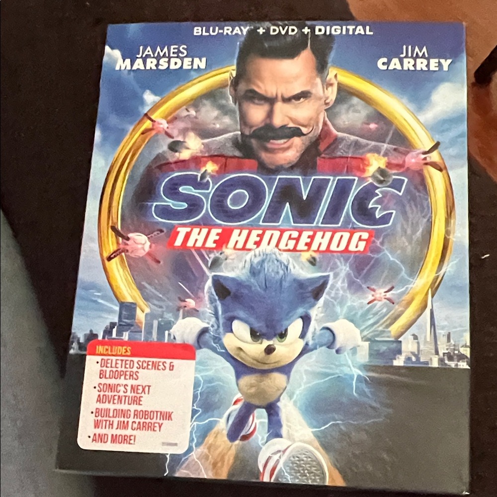 Sonic the Hedgehog Blu-ray + DVD + Digital